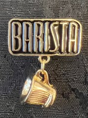 Брошь BARISTA с подвеской чашка