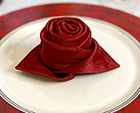 Салфетка из ткани "Роза"